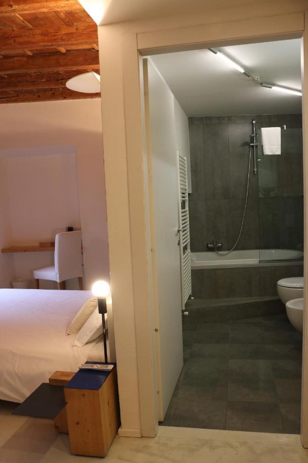 New Fontana Rooms Como Exterior photo